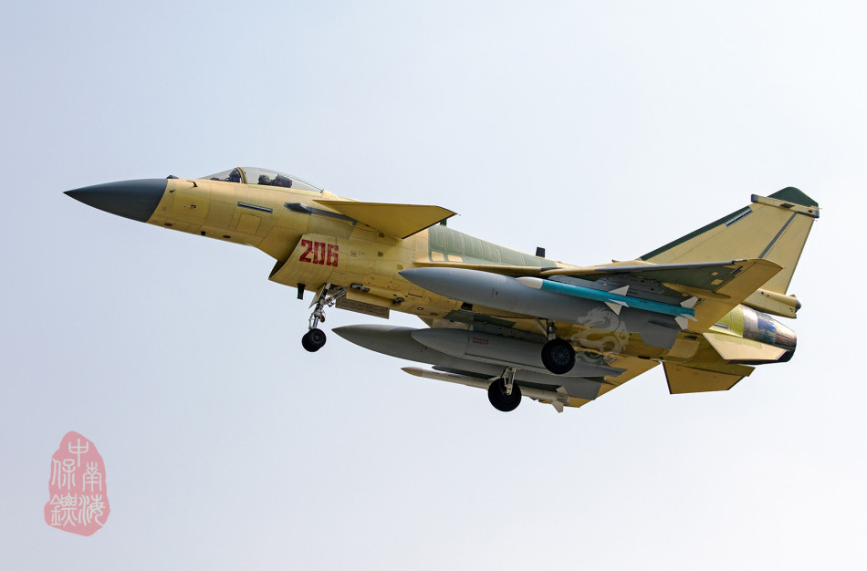 殲10的原型機是什么？深度解析中國空軍的主力戰(zhàn)斗機起源，揭秘殲10原型機，深度解析中國空軍主力戰(zhàn)斗機起源